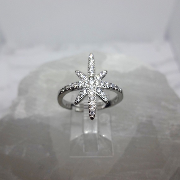 NEW ⭐️ Rhinestone Star Silver Adjustable Ring - Picture 6 of 7